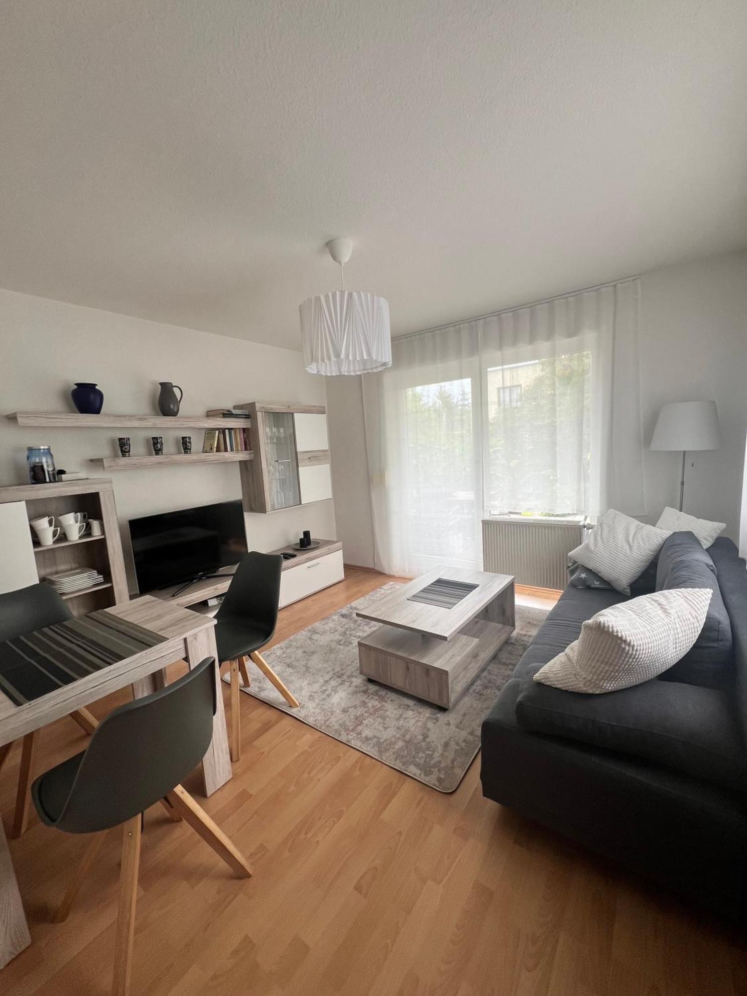 Kleine Moderne Ferienwohnung Tauscha Exterior foto